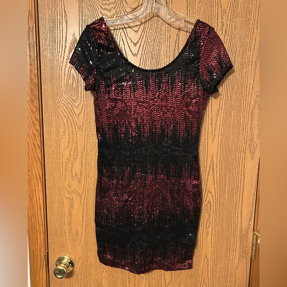 Elegant Black and Red Sequin Dress